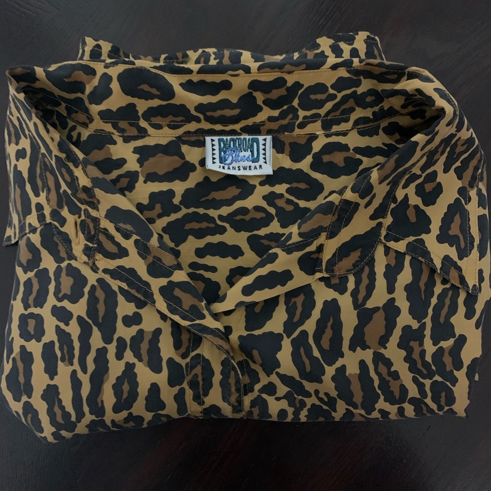 Silk leopard print shirt size XL